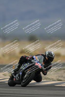 media/Nov-15-2025-Race Pace (Sat) [[8de605a2d8]]/Non Verified Riders (1st 20 Minutes)/Turn 4 (1010am)/